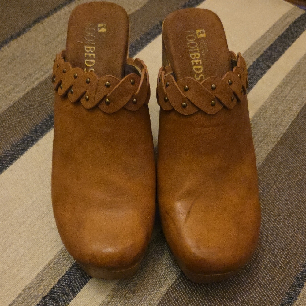 Women's Brown Mules with Braided Design